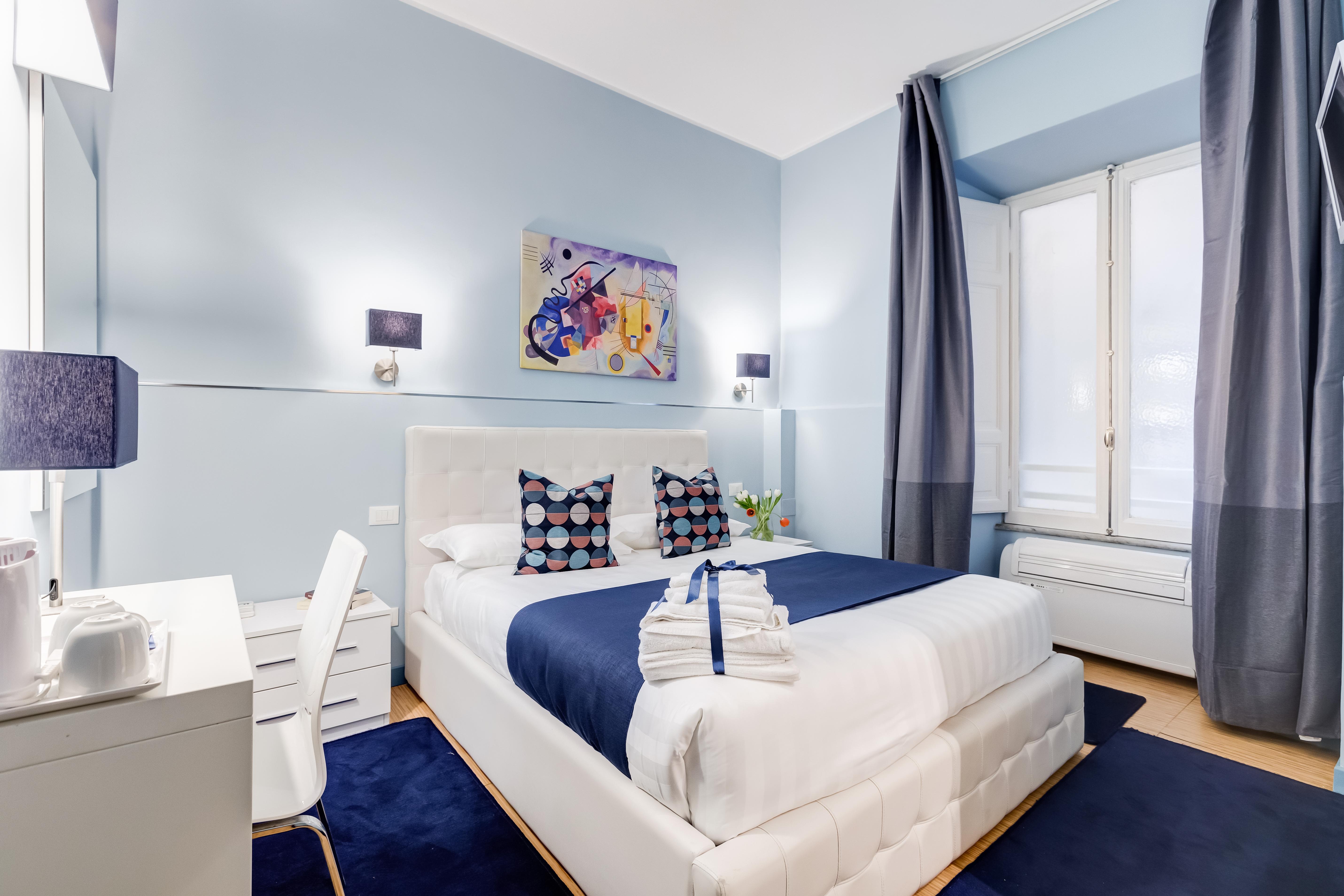 Easy Budget Colosseo Рим Екстер'єр фото