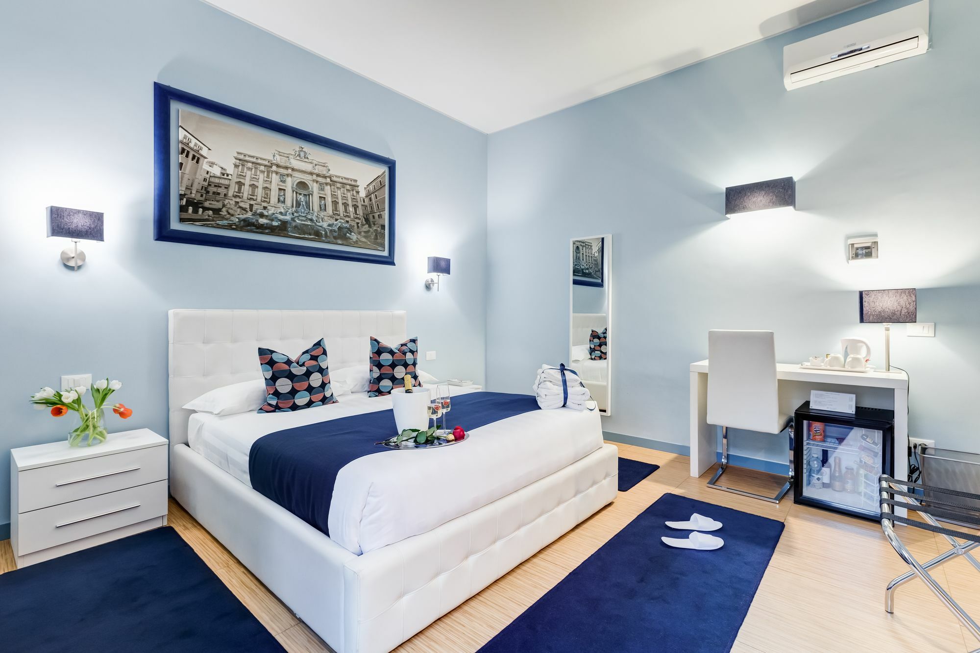 Easy Budget Colosseo Рим Екстер'єр фото